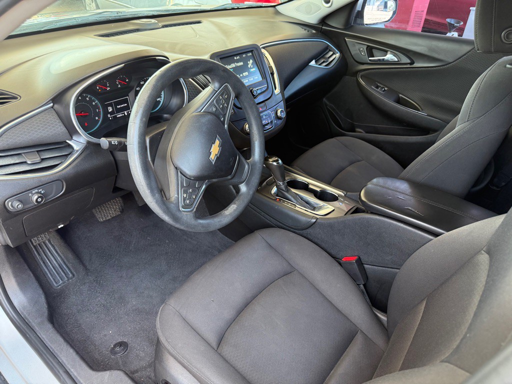 2018 Chevrolet Malibu Image 7