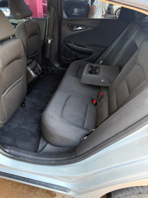 2018 Chevrolet Malibu Image 9