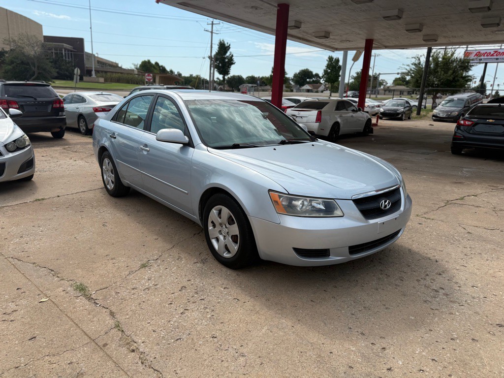 2008 Hyundai Sonata Image 2