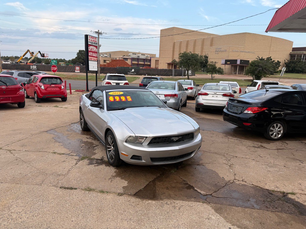 2011 Ford Mustang Image 10