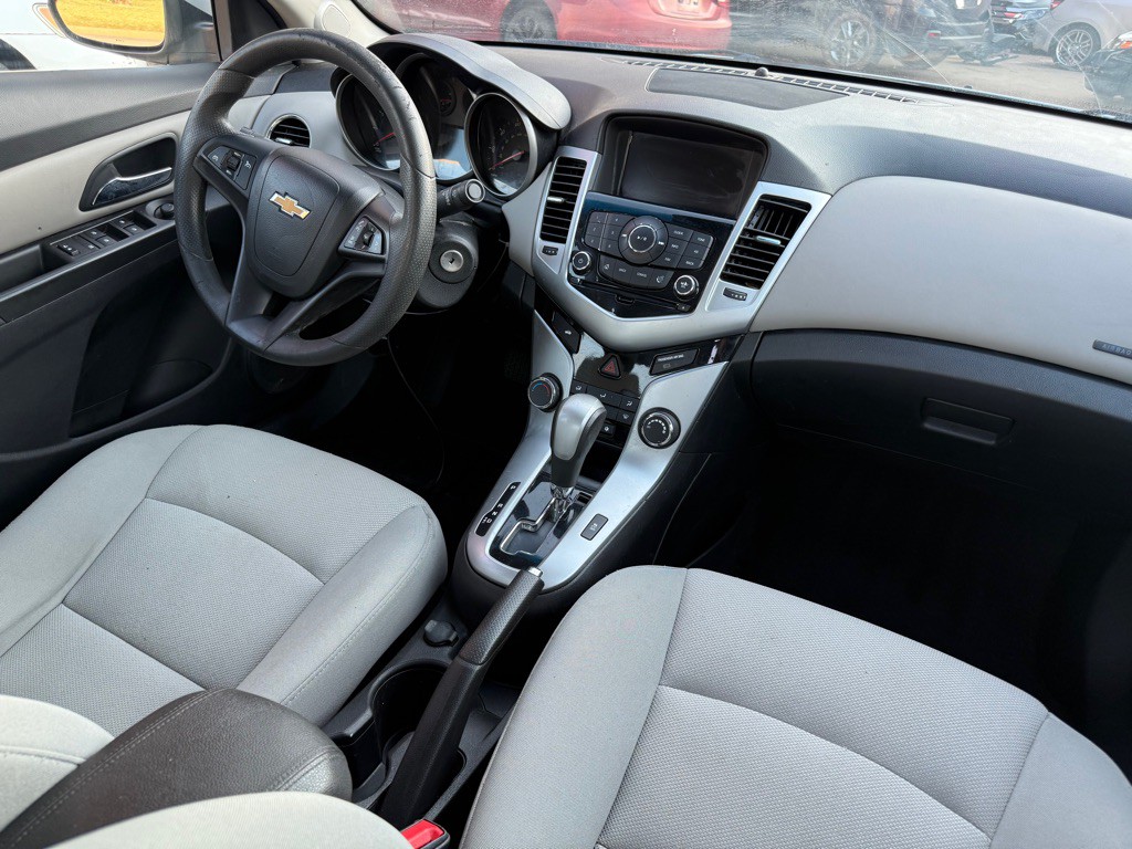 2016 Chevrolet Cruze Image 9