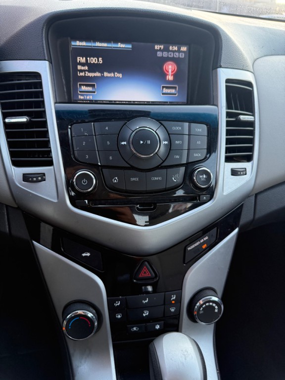 2016 Chevrolet Cruze Image 12
