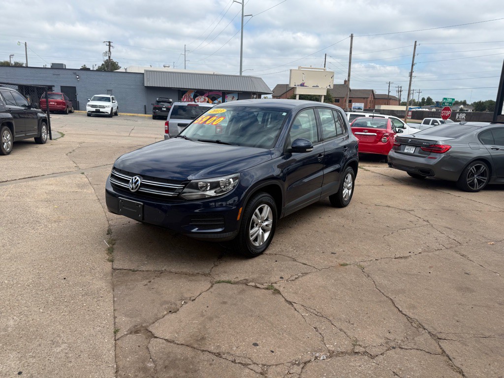2013 Volkswagen Tiguan Image 2