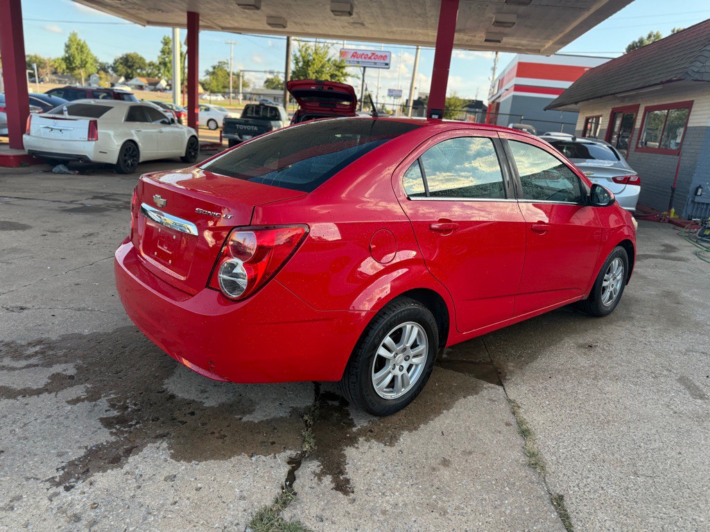 2014 Chevrolet Sonic Image 4