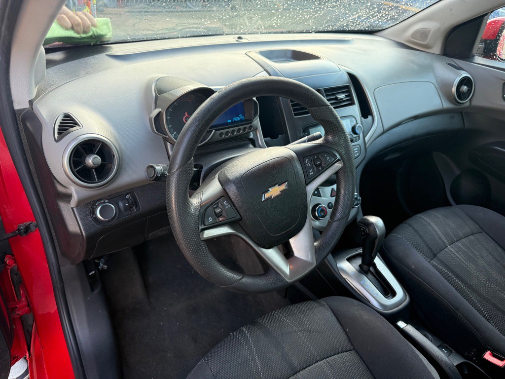 2014 Chevrolet Sonic Image 7