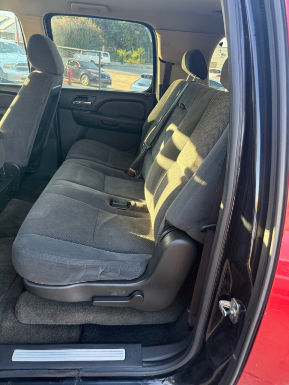 2008 Chevrolet Suburban Image 5