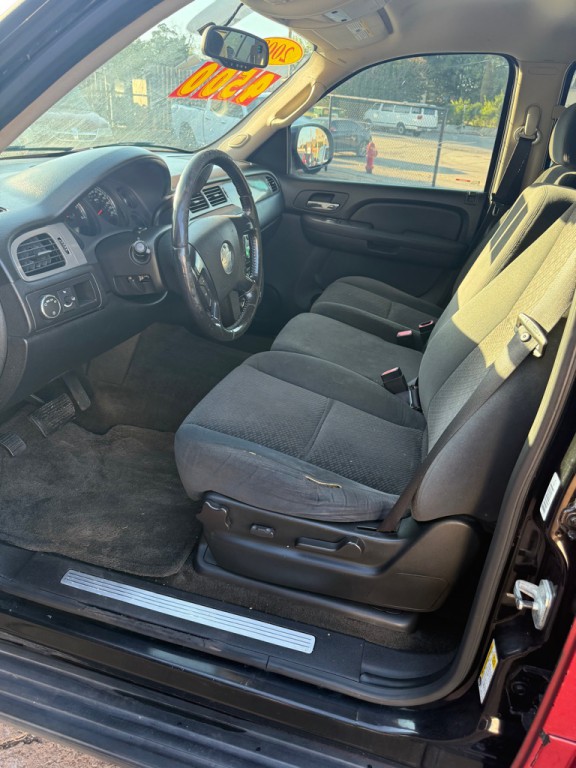 2008 Chevrolet Suburban Image 6