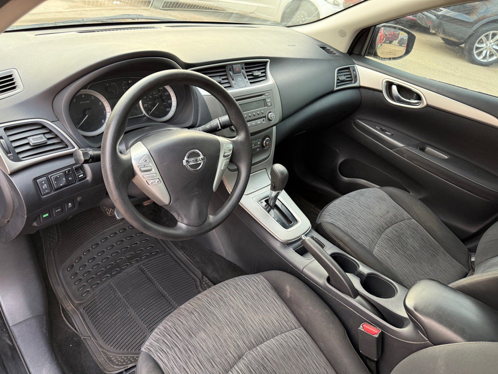 2014 Nissan Sentra Image 6