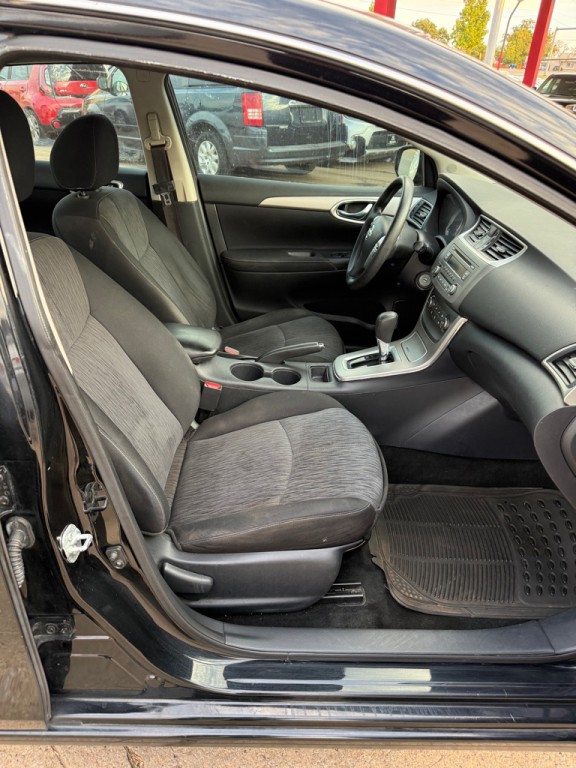 2014 Nissan Sentra Image 7