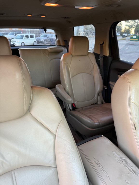 2012 GMC Acadia Image 9