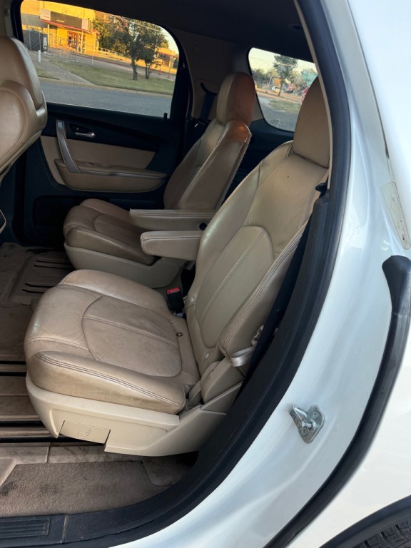 2012 GMC Acadia Image 11