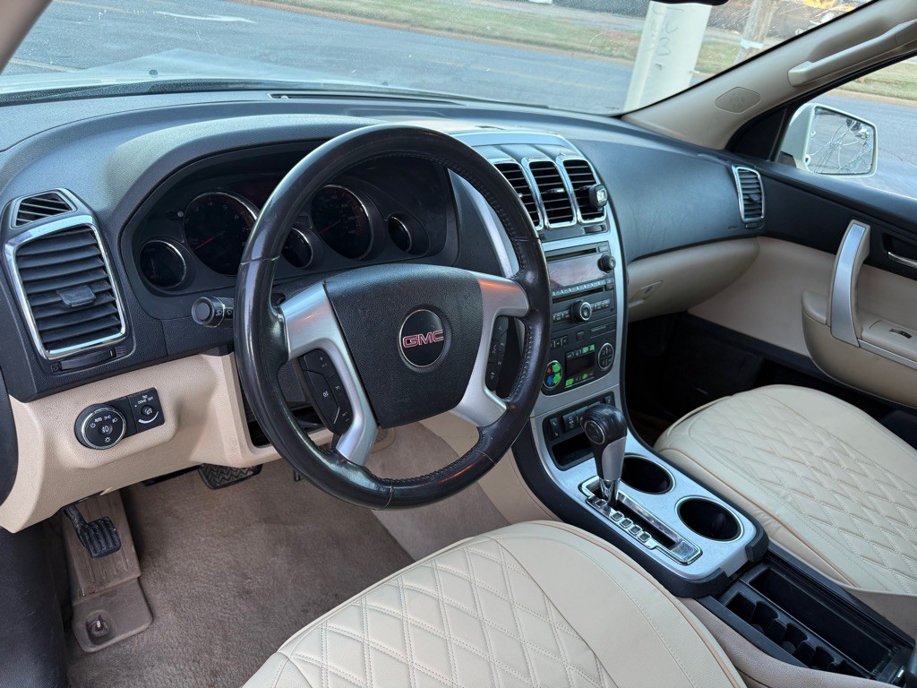 2012 GMC Acadia Image 12