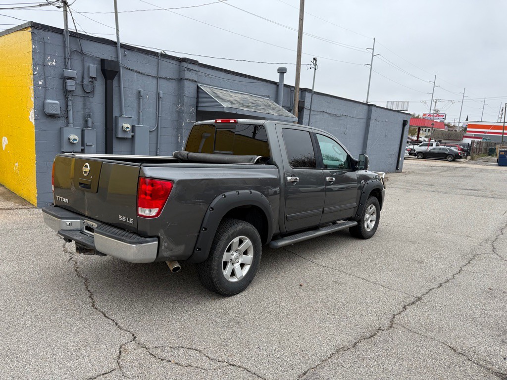 2004 Nissan Titan Image 4