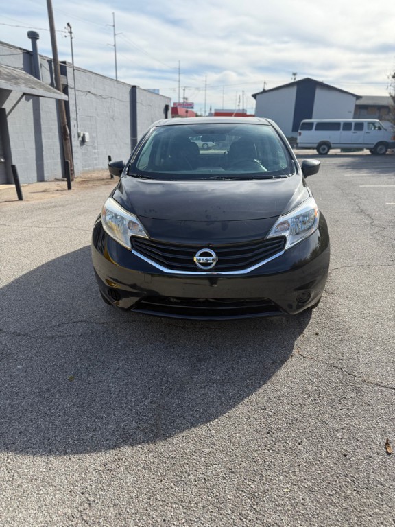 2015 Nissan Versa Image 2