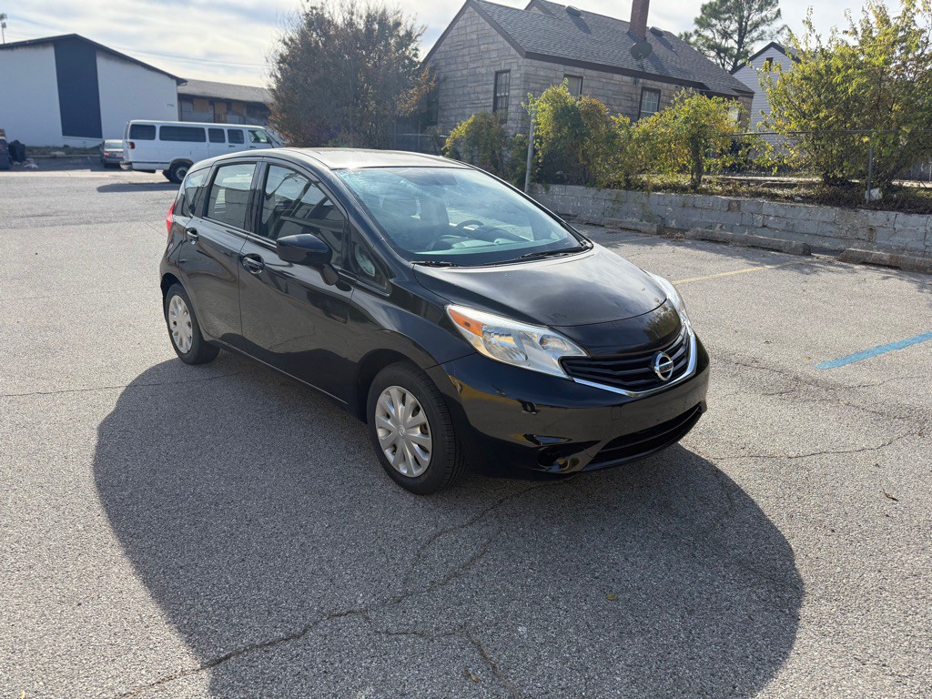 2015 Nissan Versa Image 3