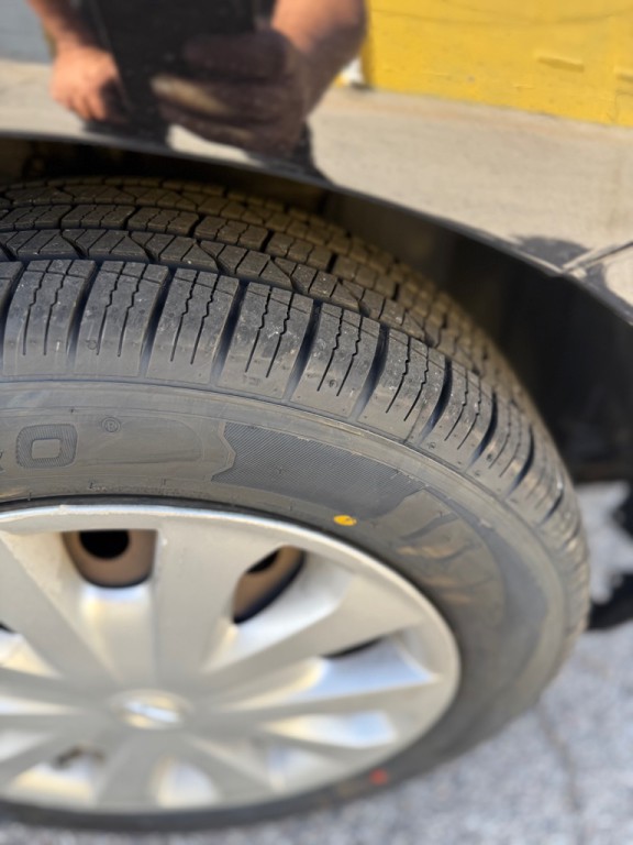 2015 Nissan Versa Image 12