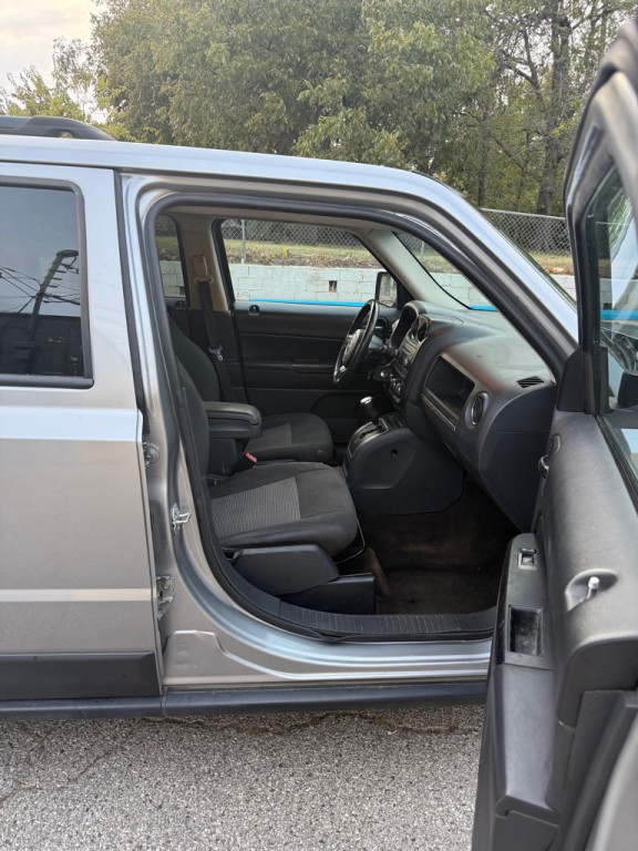 2016 Jeep Patriot Image 7