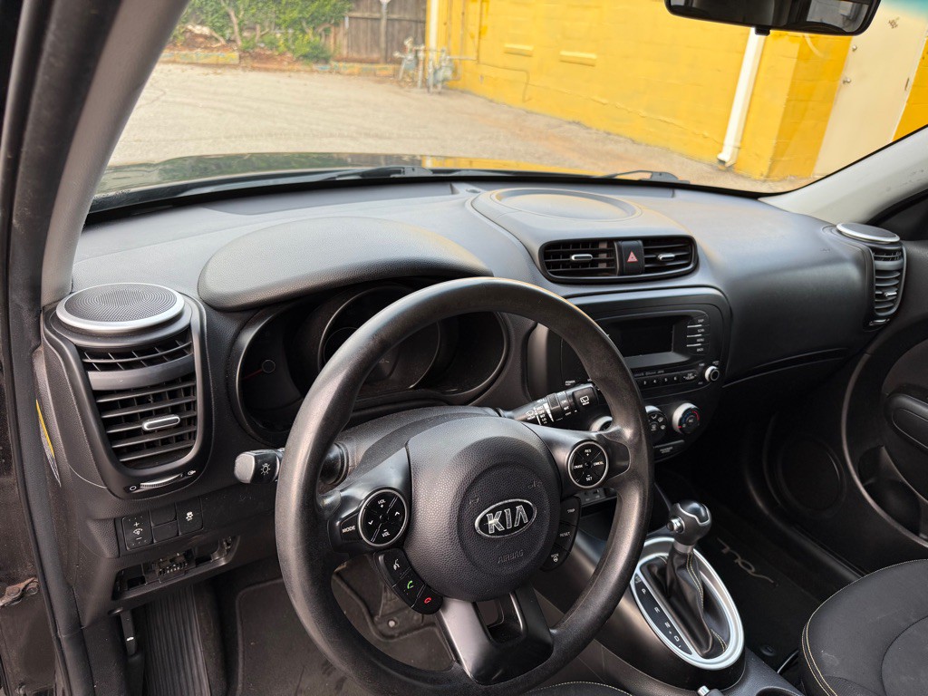 2015 Kia Soul Image 8