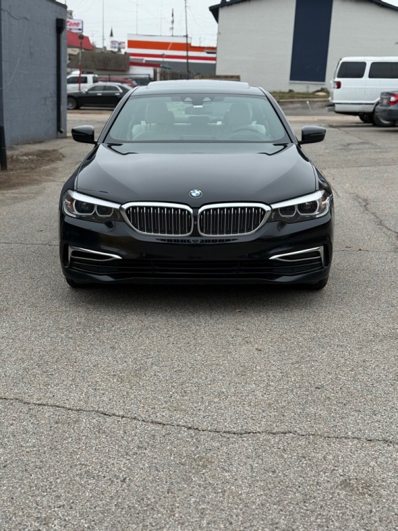 2019 BMW 5 Series Image 3