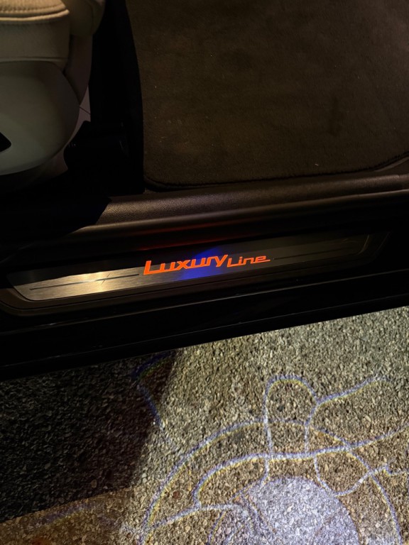 2019 BMW 5 Series Image 14