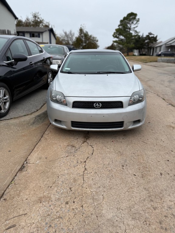 2010 Scion tC Image 4