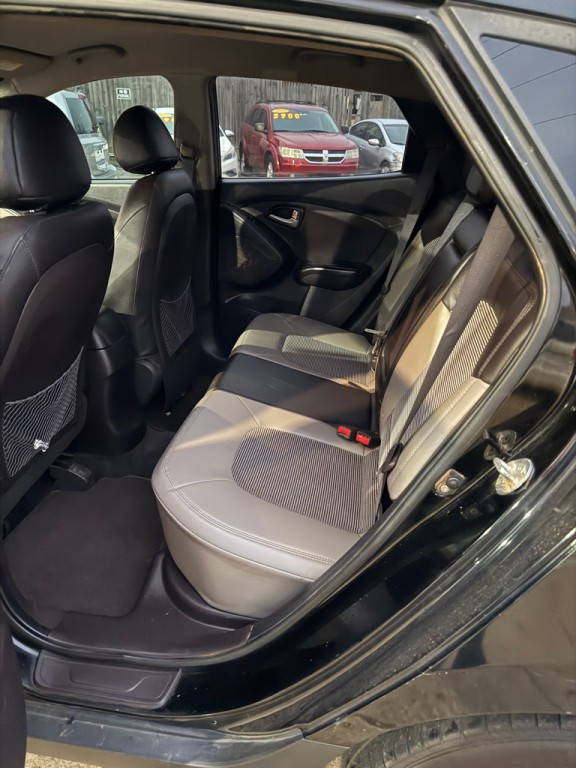 2013 Hyundai Tucson Image 6