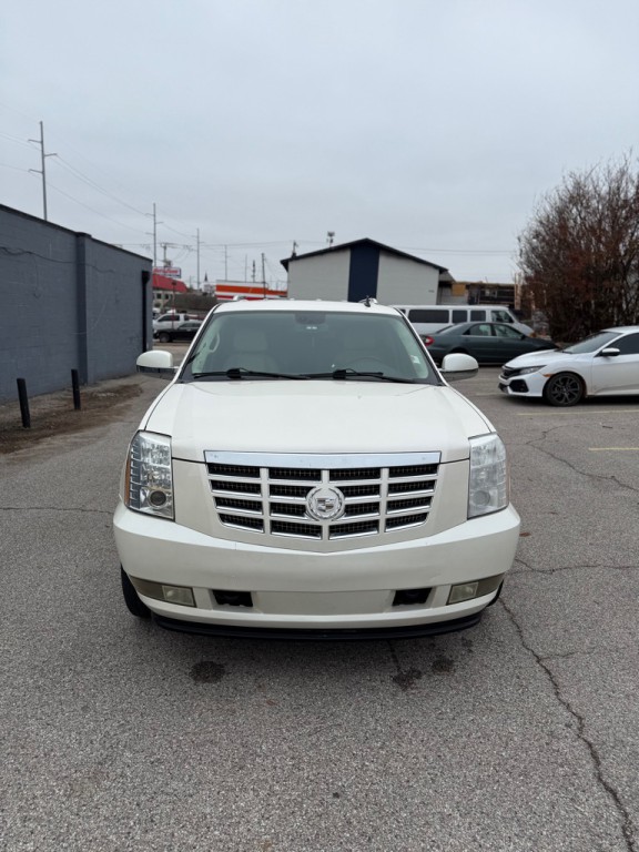 2008 Cadillac Escalade Image 3