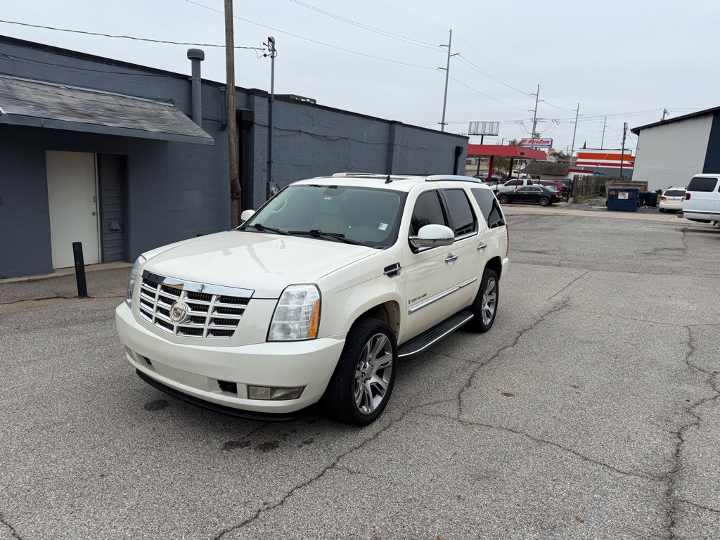 2008 Cadillac Escalade Image 6