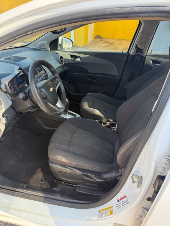 2015 Chevrolet Sonic Image 7