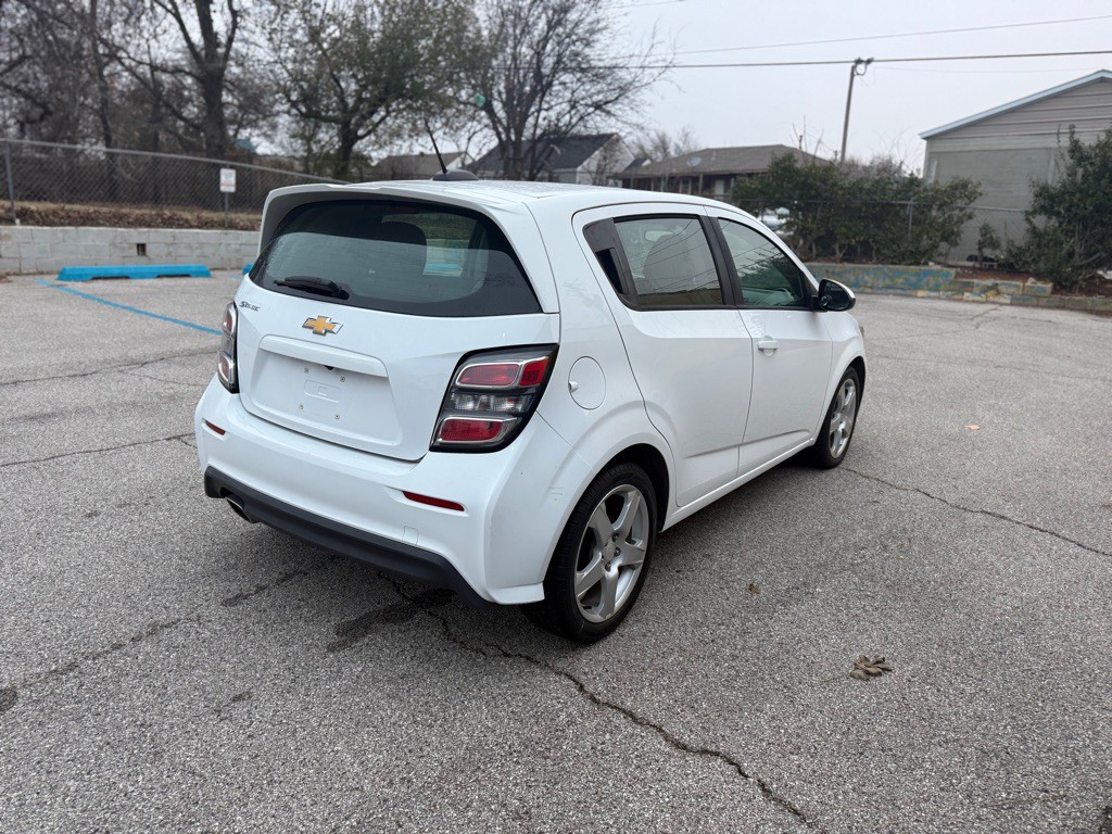 2017 Chevrolet Sonic Image 7