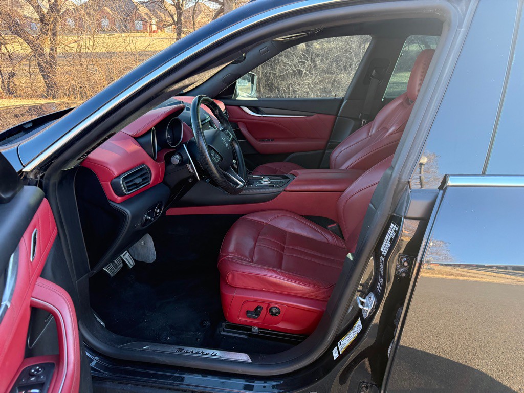 2019 Maserati Levante Image 12