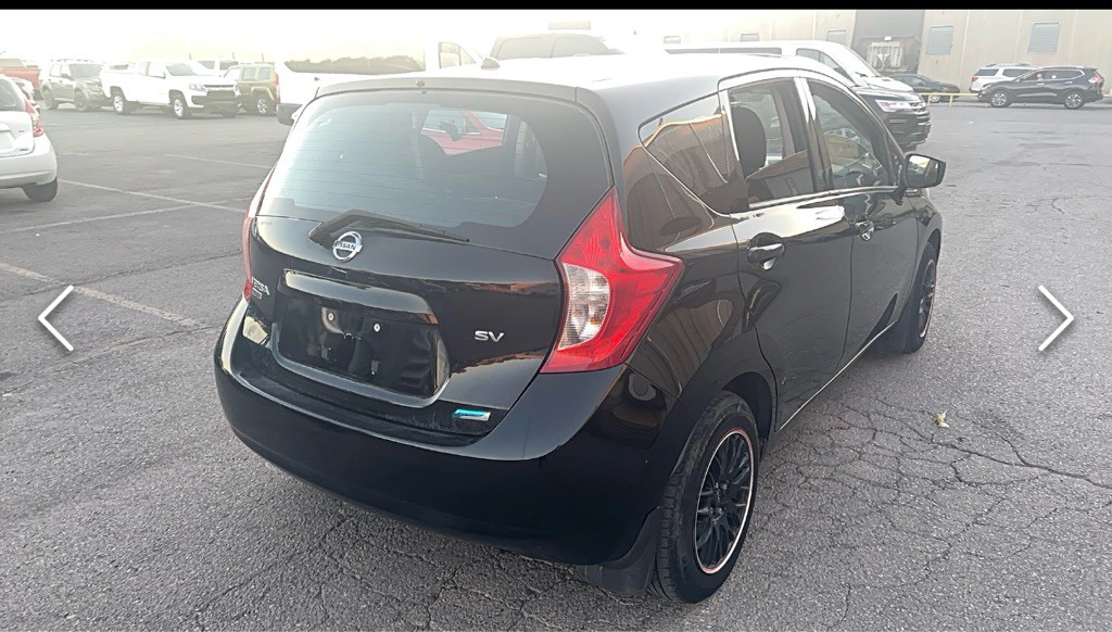 2015 Nissan Versa Image 4