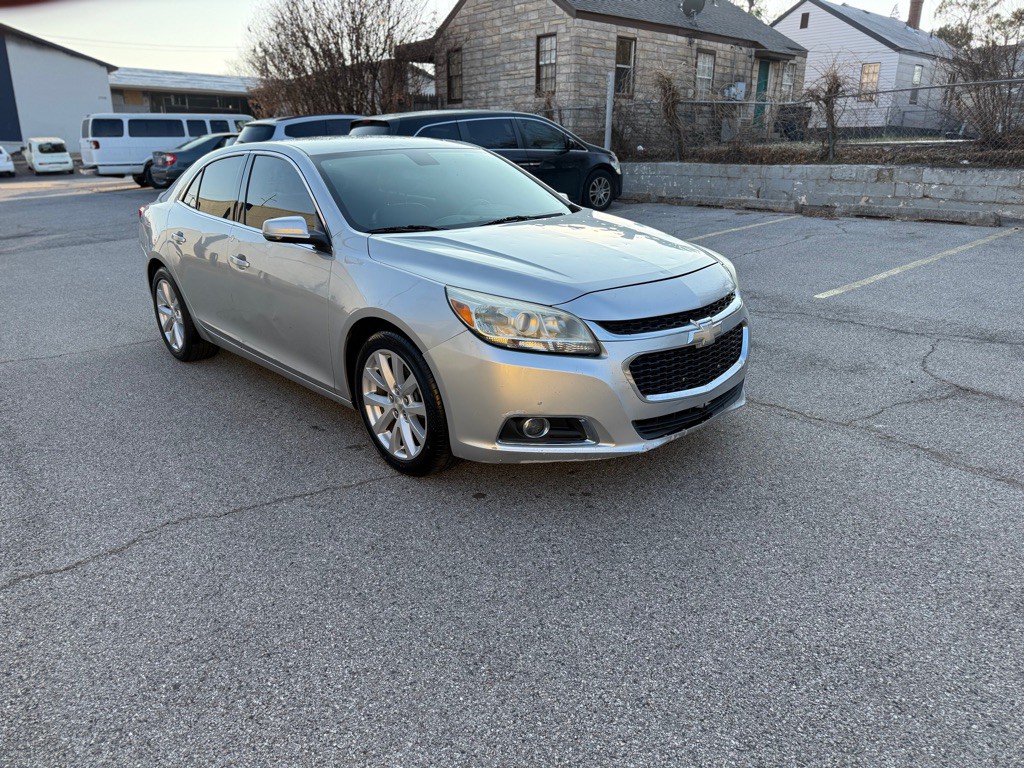 2014 Chevrolet Malibu Image 3