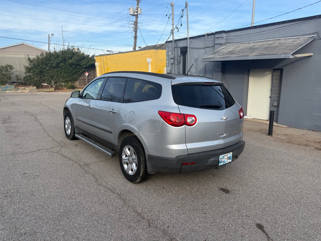2012 Chevrolet Traverse Image 5