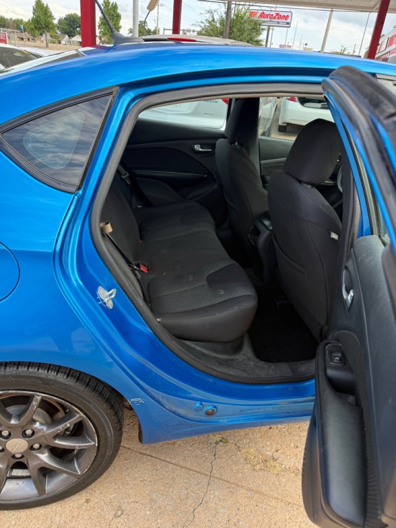 2015 Dodge Dart Image 8