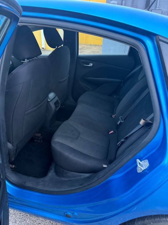 2015 Dodge Dart Image 16