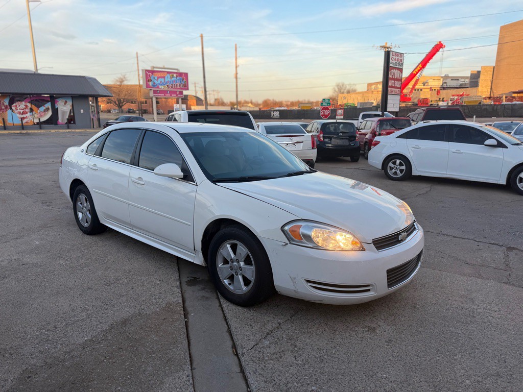 2009 Chevrolet Impala Image 2