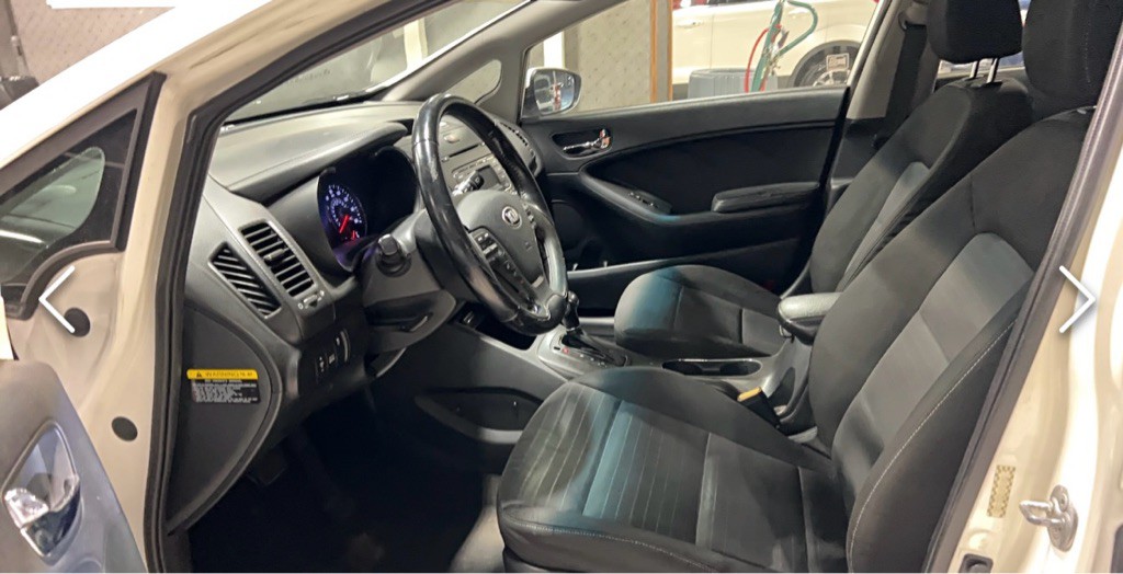 2015 Kia Forte Image 3