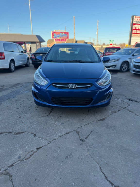 2017 Hyundai Accent Image 2