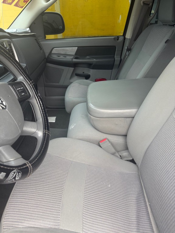 2007 Dodge Ram 1500 Image 7