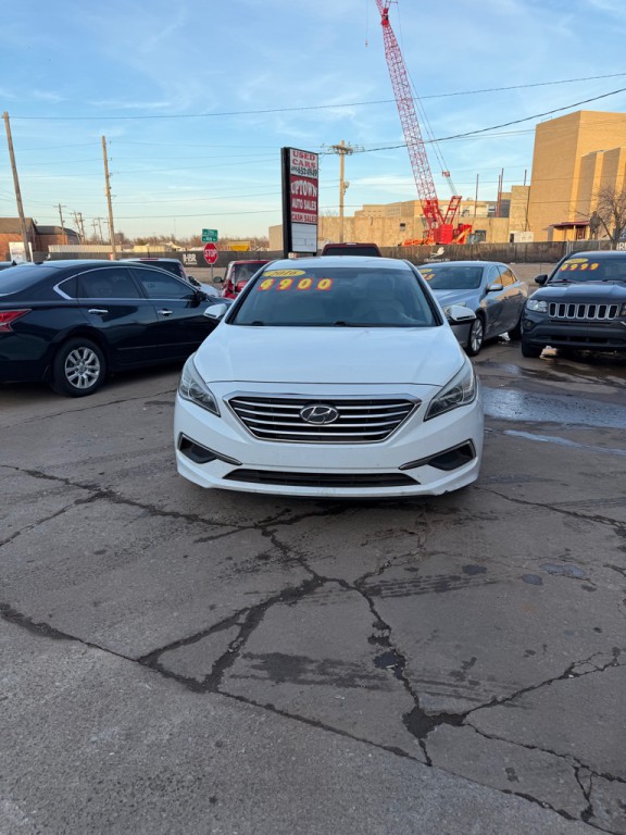 2016 Hyundai Sonata Image 2