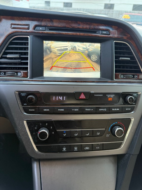 2016 Hyundai Sonata Image 9