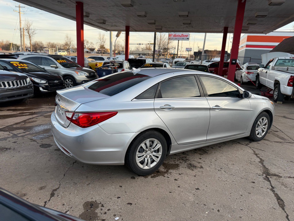2011 Hyundai Sonata Image 7