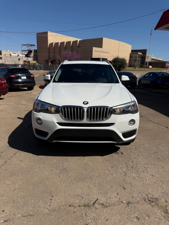 2017 BMW X3 Image 2