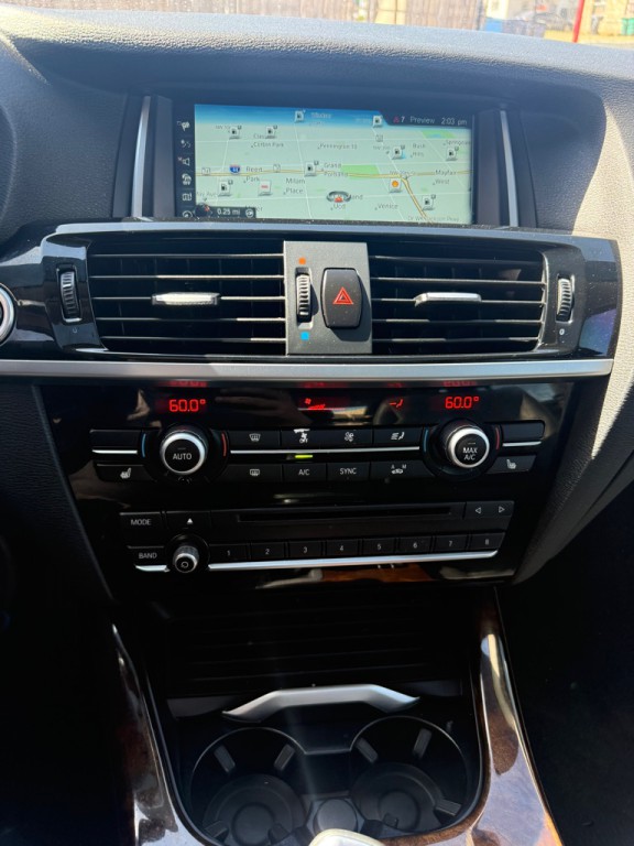 2017 BMW X3 Image 11