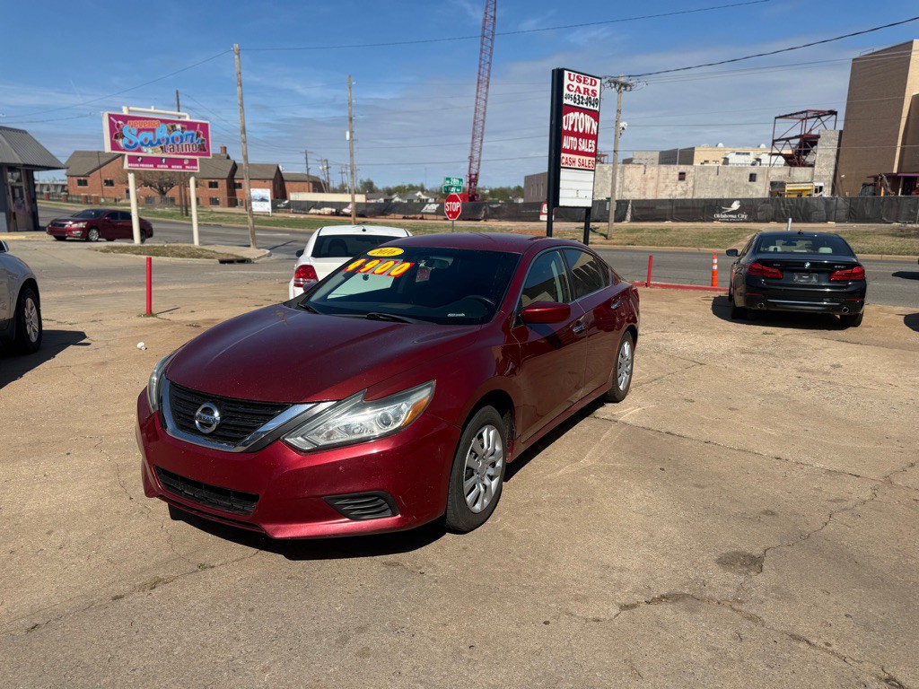 2016 Nissan Altima Image 1