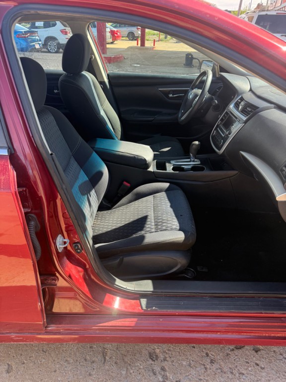 2016 Nissan Altima Image 6