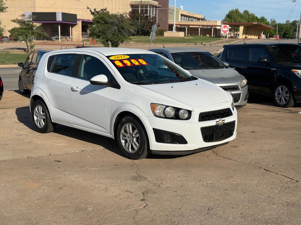 2015 Chevrolet Sonic Image 13