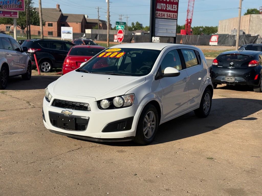 2015 Chevrolet Sonic Image 17