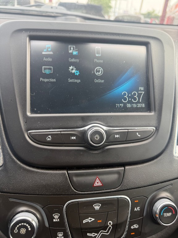 2018 Chevrolet Malibu Image 12